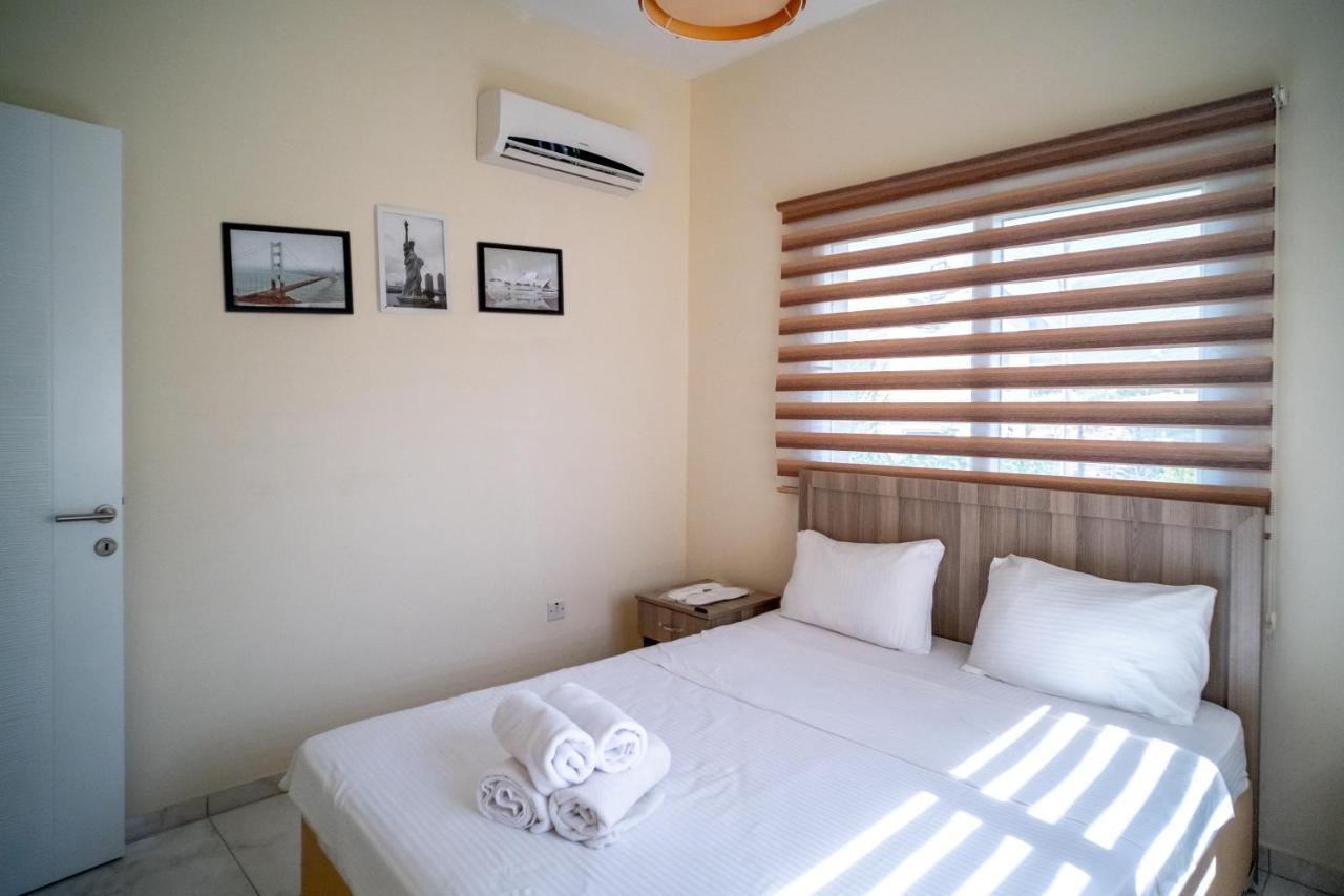 Spacious Two-Bedroom Apartment In Amazing Residence Escape Homes 凯里尼亚 外观 照片